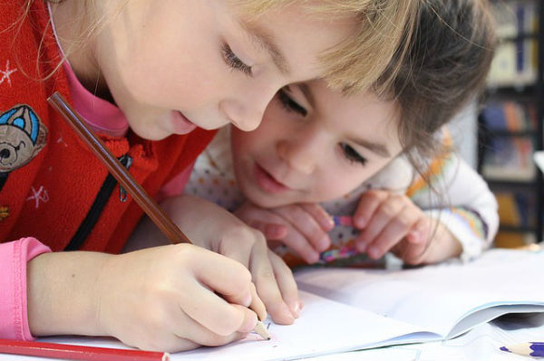 difference between formative and summative assessment